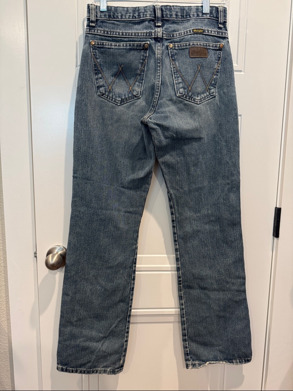 Wrangler Light Blue Denim Straight-Leg Jeans with Back Pocket 'W' Stitch